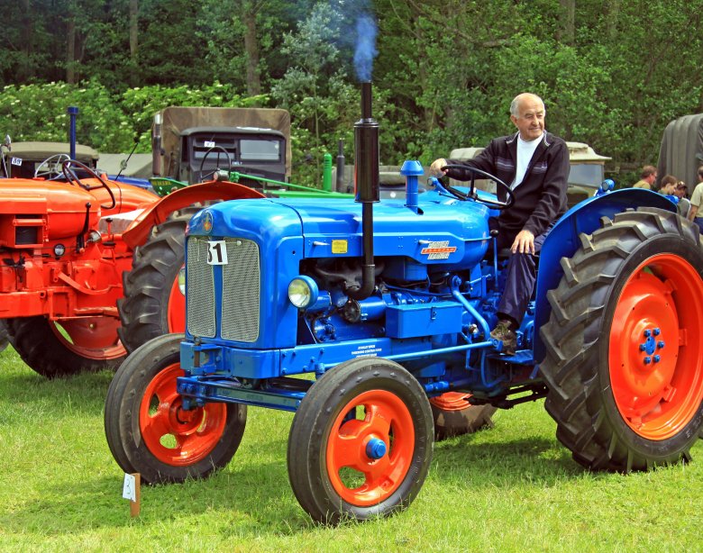 Fordson major трактор