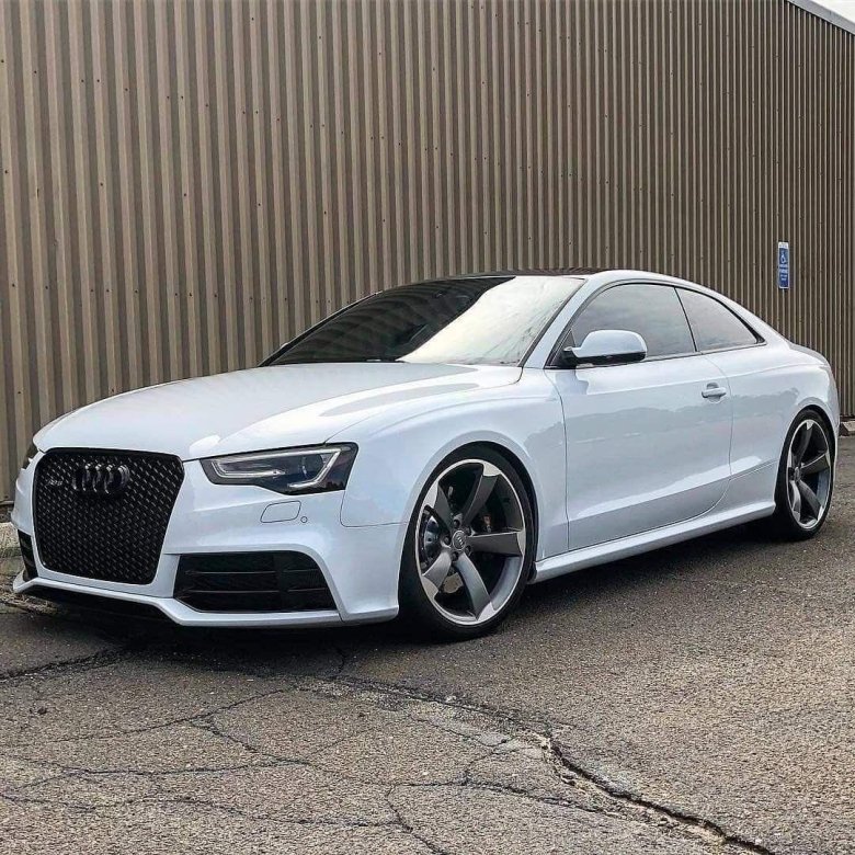 Ауди rs5 coupe