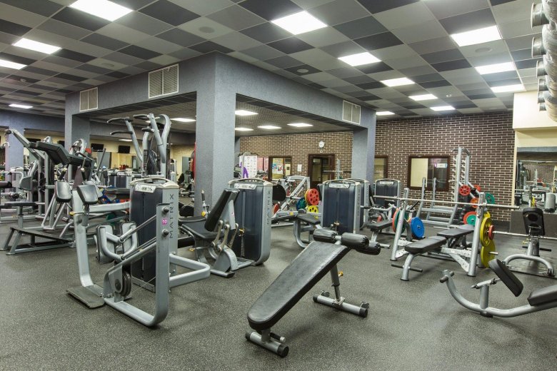 Комарова 28 е спорт сити