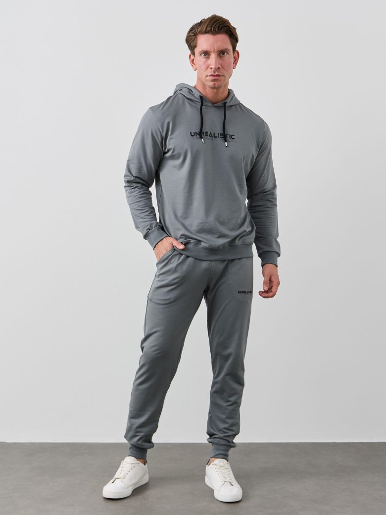 Спортивный костюм мужской с капюшоном