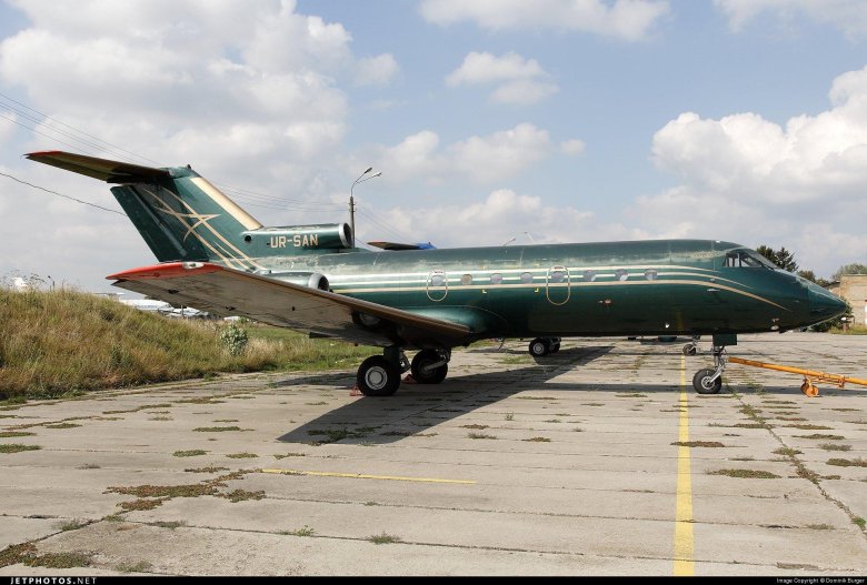 Самолет як 40