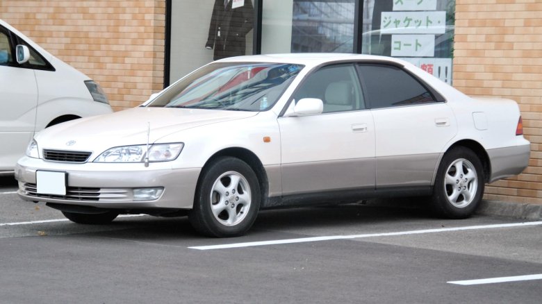 Toyota windom v20