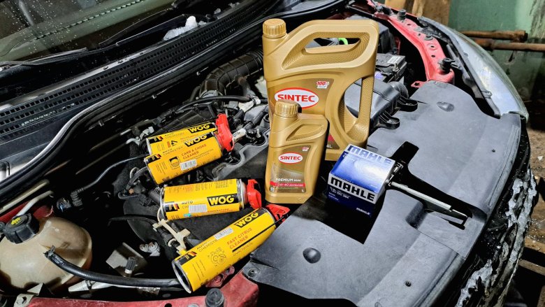 Масло в двигателе