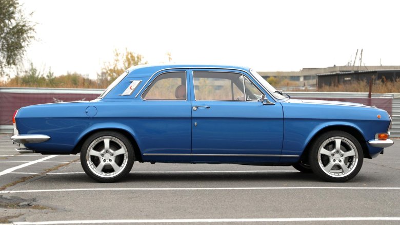 Голубая волга газ 24