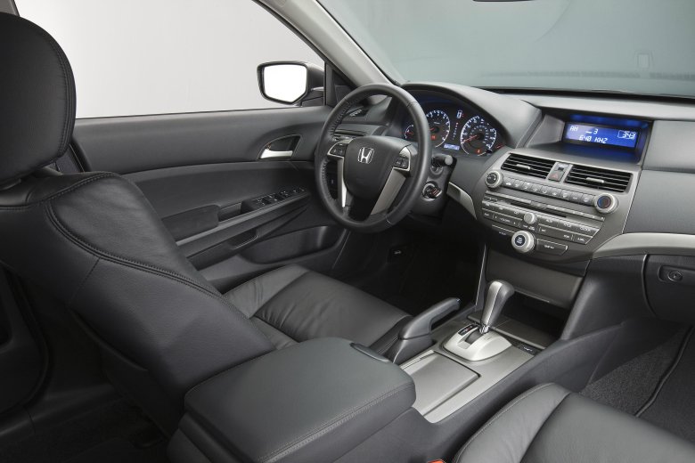 Honda accord 2008 type s салон