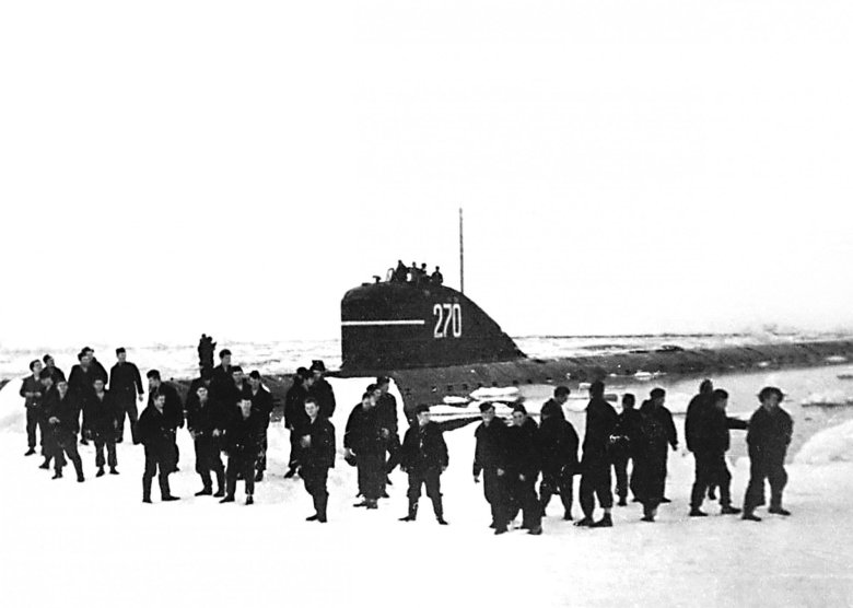 Подводная лодка к 3 ленинский комсомол