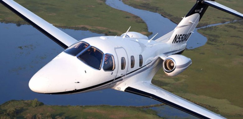 Самолёт embraer phenom 100