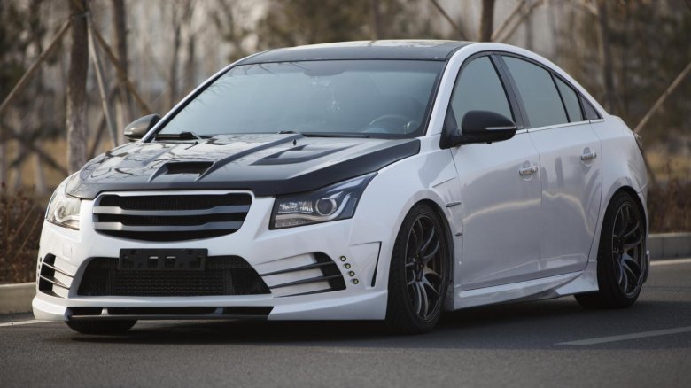 Шевроле круз в обвесе