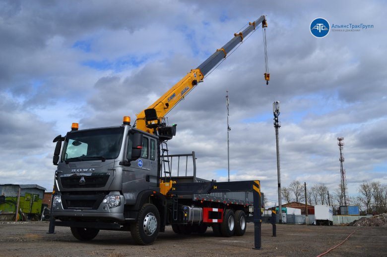 Грузовики и спецтехника