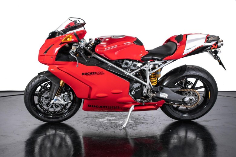 Ducati 999
