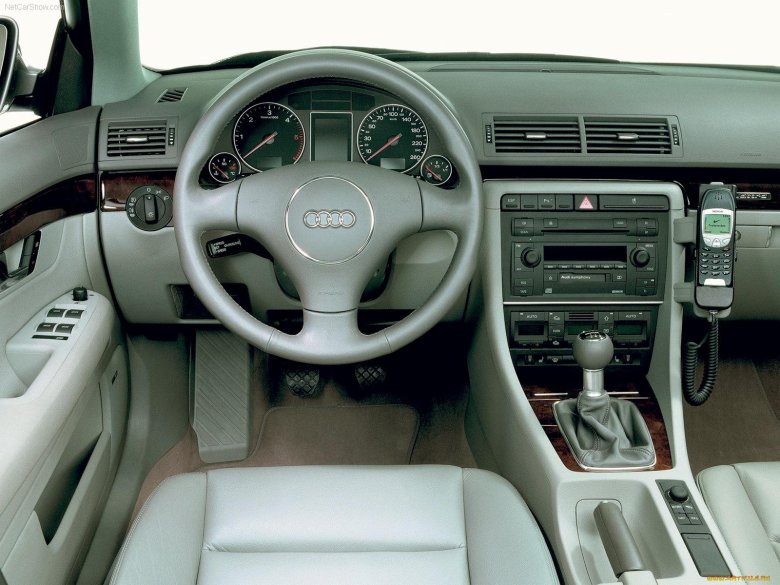 Ауди а4 б6 2001