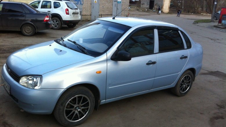 Лада калина седан 2006