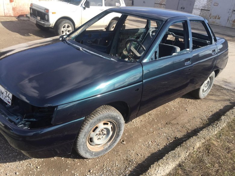 Lada 2110 сине-зеленый металлик