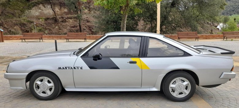 Opel manta 400