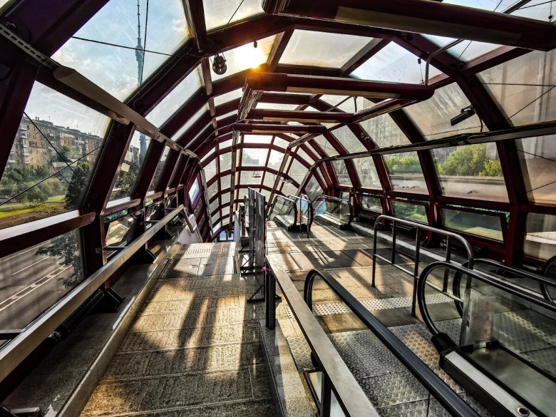 Выставочный центр (станция монорельса)