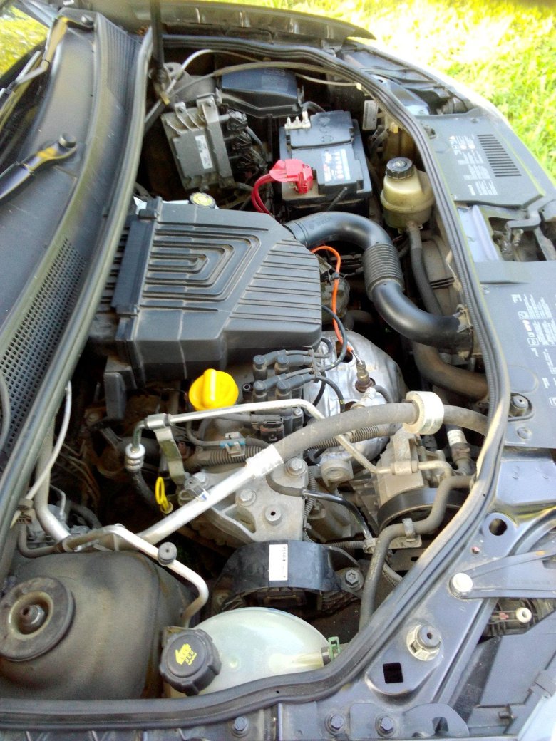 Рено логан под капотом 1.4