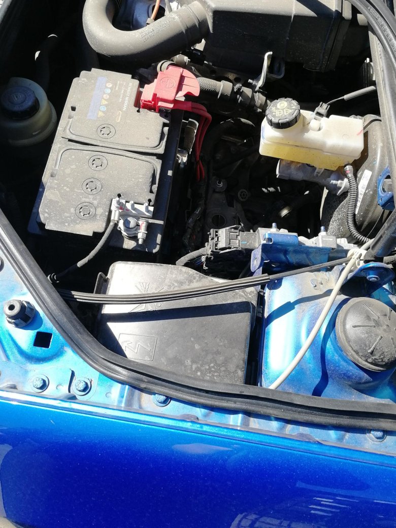 Акб рено логан 1.6