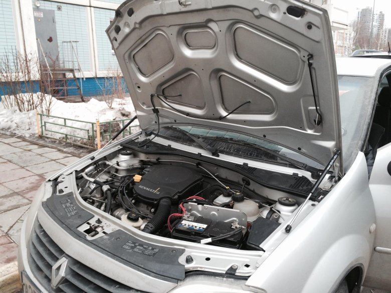 Упор капота renault logan 1