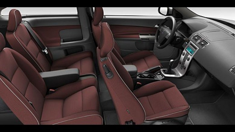 Volvo s30 салон