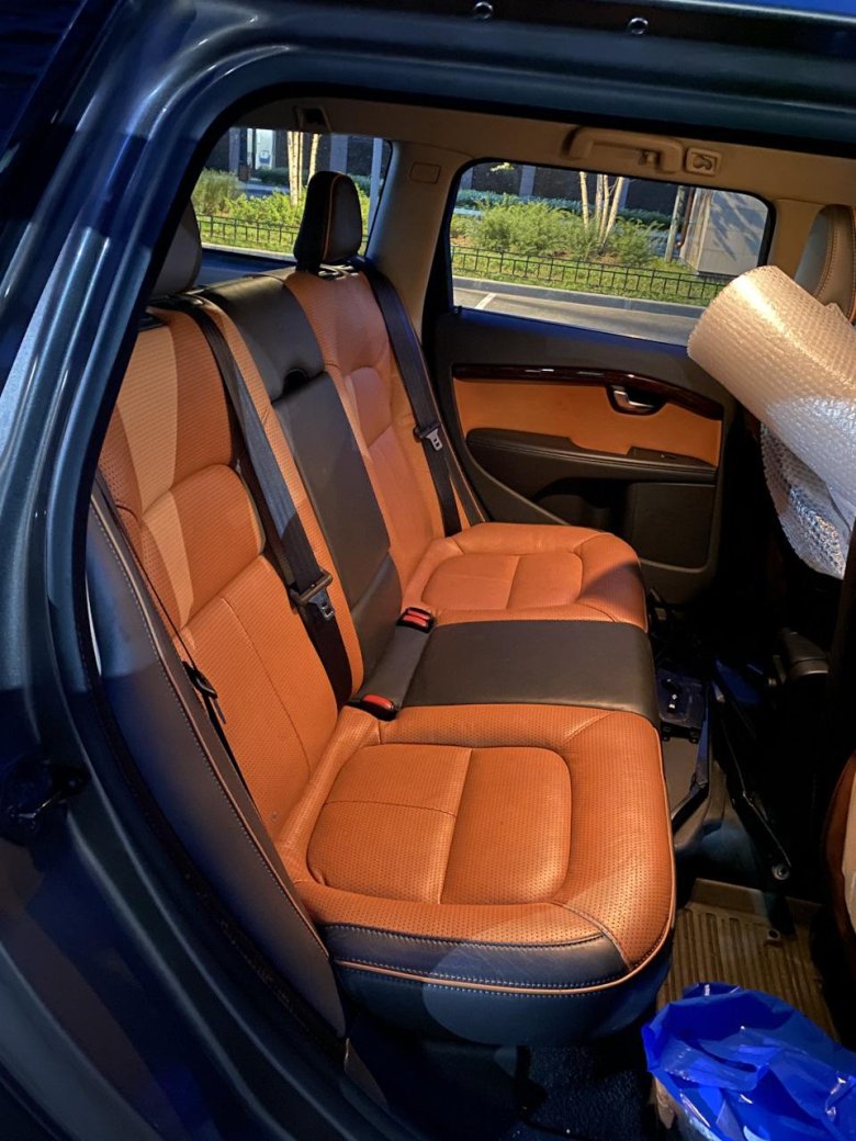 Перешив салона вольво хс90