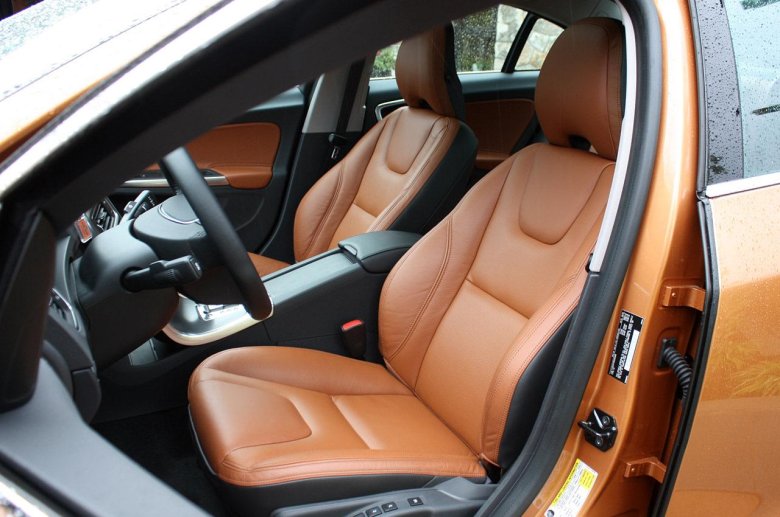 Оранжевый салон volvo s60r