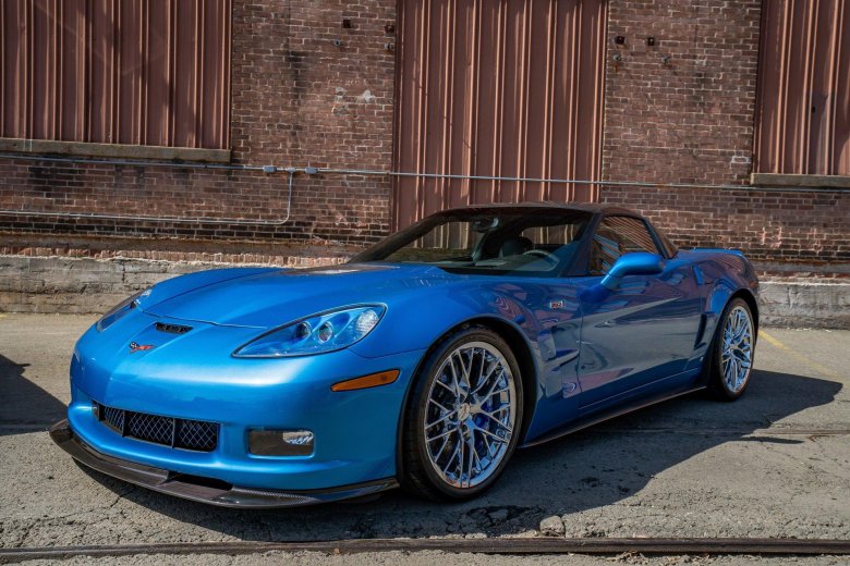 Chevrolet corvette c6 zr1