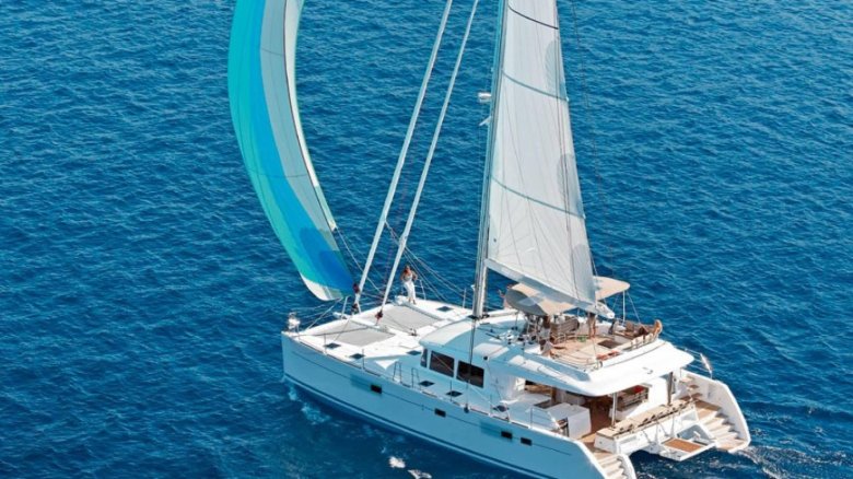 Катамаран лагуна