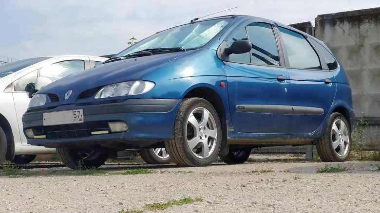 Рено меган сценик 1999