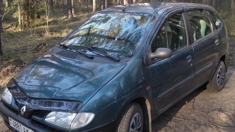 Рено меган сценик 1998 года