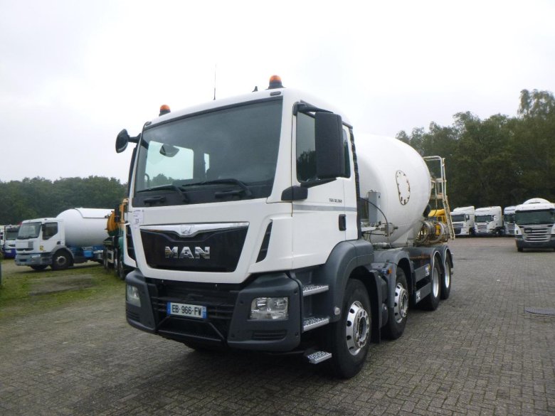 Renault premium lander