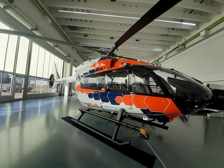 Туристический вертолет