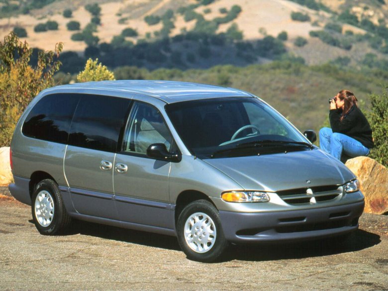 Крайслер гранд вояджер 2000