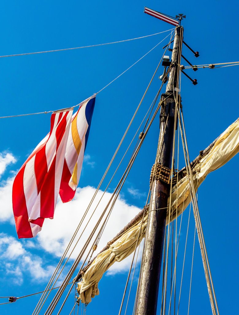 Мачта корабля