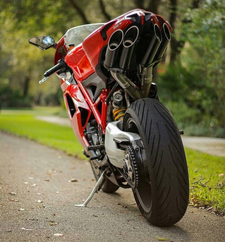 Ducati 848