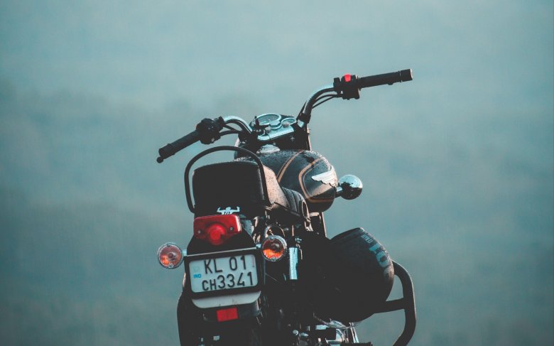 Мотоцикл сзади