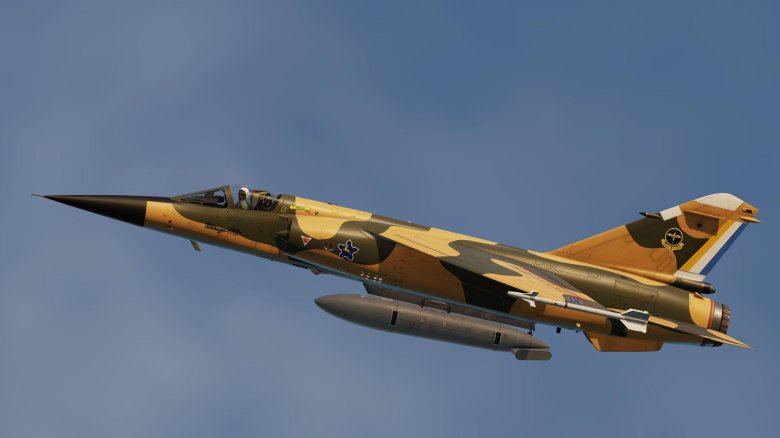 Самолет мираж