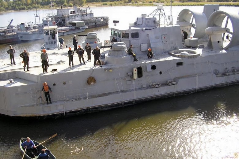 Малые десантные корабли на воздушной подушке проекта 12322