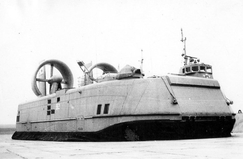 Десантные катера на воздушной подушке проекта 1209