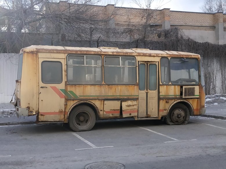 Паз 3205 ржавый