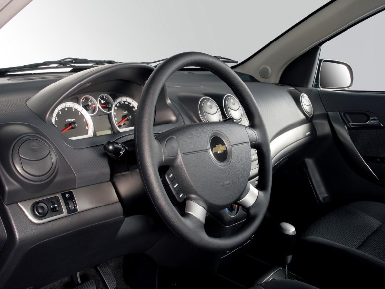 Chevrolet aveo 2008 седан салон