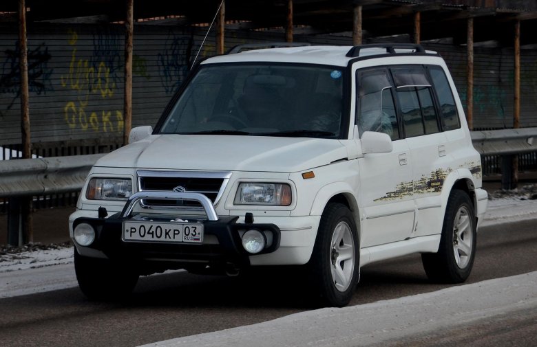 Сузуки эскудо белый 1997