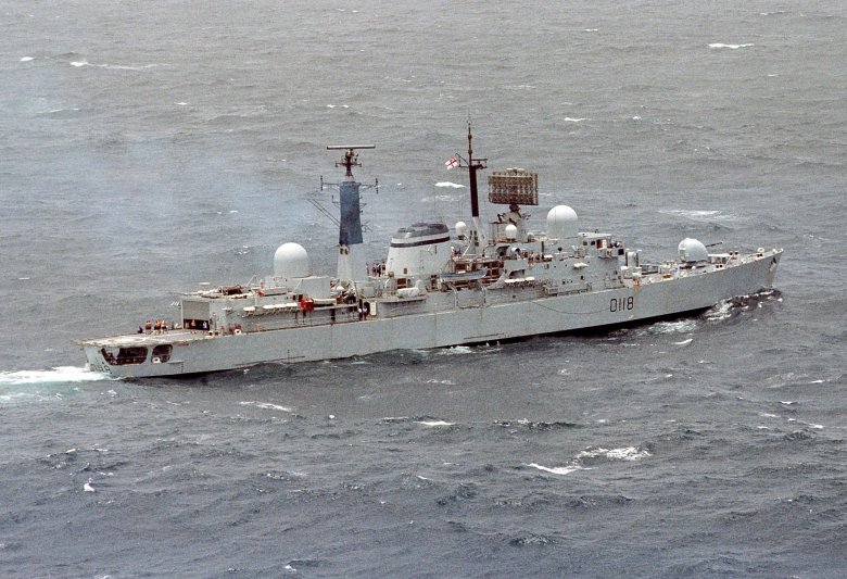 Type 42 destroyer