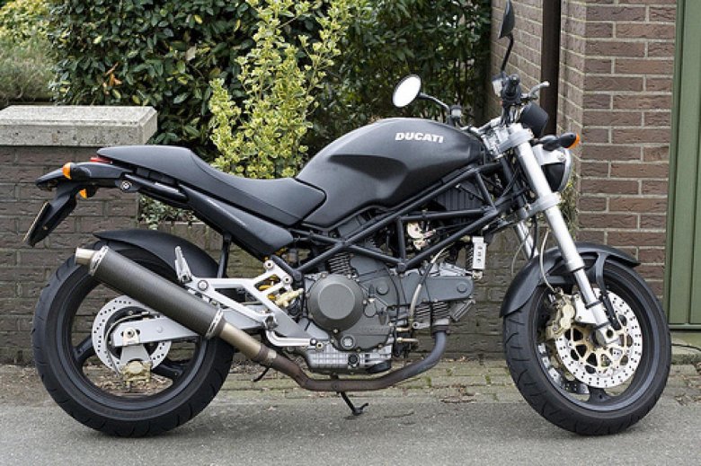Ducati monster 620 2006