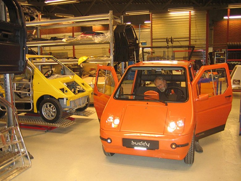 Автомобиль bond bug 700e