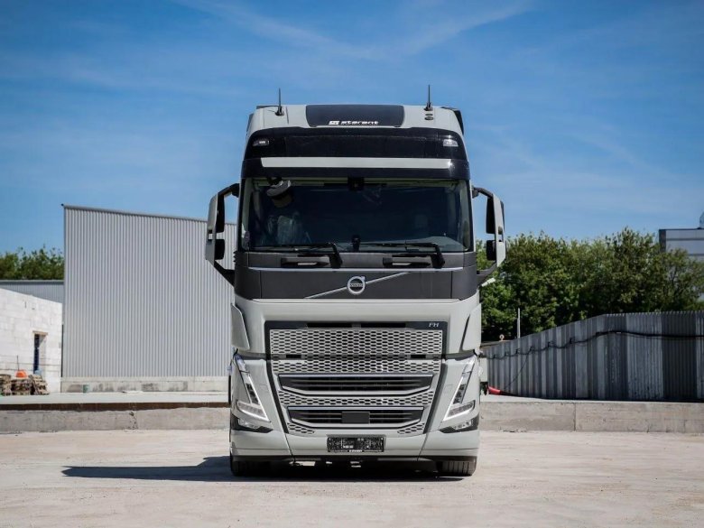 Седельный тягач вольво