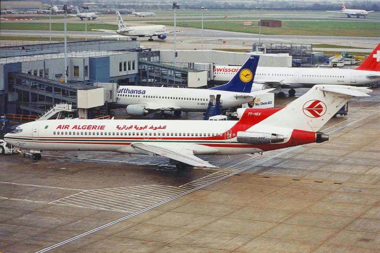 Air algerie грузовой 737
