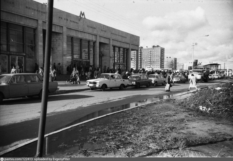 Проспект просвещения 1990