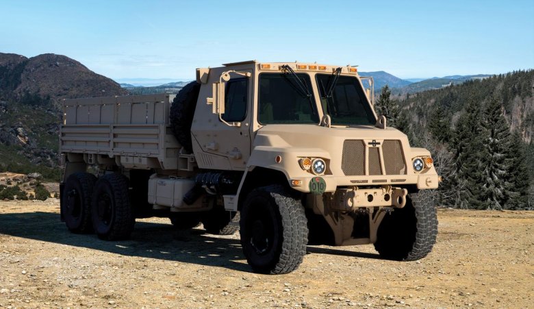 Тягач oshkosh fmtv