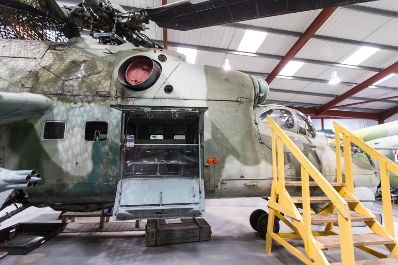 Ми 24 десантный отсек