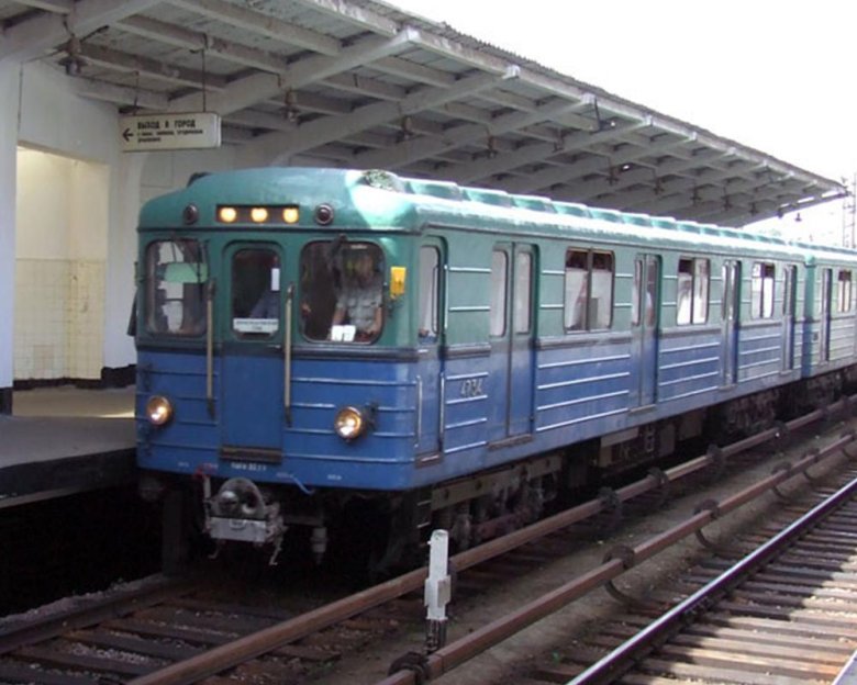 Еж 3 вагон метро